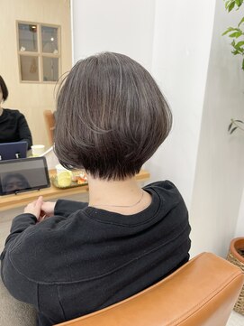 ティエル(TieLu) 丸みショート×ソフトグレージュ×ハイライト