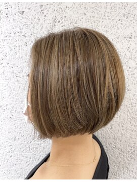 カリーナコークス 原宿 渋谷(Carina COKETH) 髪質改善カラー/インナーカラー/ダブルカラー/レイヤーカット