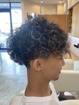 マキシム ナカイ(MAXIM NAKAI)&nbsp;外国人風ハードスパイラルパーマハイブリーチメッシュキャップ