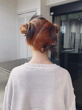 イシ(isi) ヘアアレンジ/ルーツカラー/デザインカラー/門真