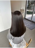 オリーブグレージュ