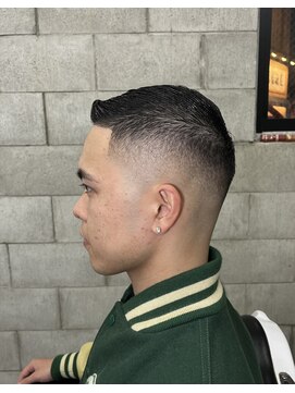 チルチェア ノースエリア 高円寺店(CHILL CHAIR north area.) コームオーバースキンフェイド