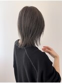 レイヤーボブ　グレーアッシュ