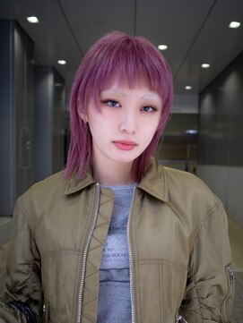 ギークス(GEEKS) 【GEEKS渋谷】ブリーチカラー/寒色ピンク/ハッシュカット/ウルフ