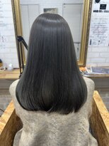 ヘアスペースプルメリア(Hair space Plumeria) 潤艶オリーブアッシュ