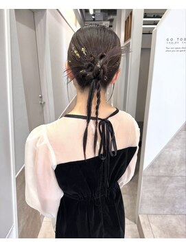 ラウ(RAU.) お呼ばれヘアセット/ヘアアレンジ/金箔