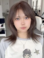 エンベール(EN VEIL)&nbsp;くびれミディ×顔まわりレイヤー×モカブラウン