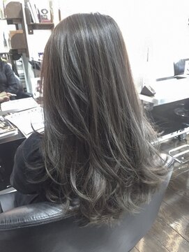 ディシェーレアスト(die-Schere Ast) 【die Schere Ast 上大岡】ローレイヤー×モードマットネイビー