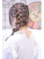 メイズ(MAZE)&nbsp;【メイズ・東中野】おさげアレンジ