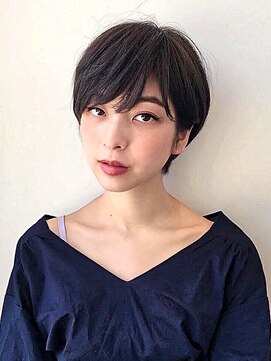 ヘアメイク フレンシア(hair make flencia) 大人カッコいいショート