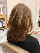 ミッテル(mittell)&nbsp;セミロング毛先パーマことりベージュ黒髪ウォーターフォール