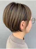 ショートBobーGreenベージュー