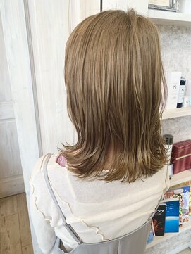 キャアリー(Caary) 福山市美容室Caary ハイトーンペールベージュカラー☆*°