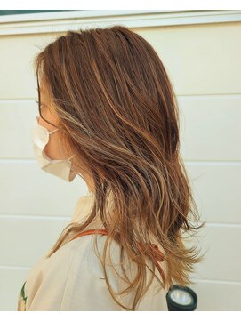 アットグレイス(@grace) ハイライト/バレイヤージュ/スモーキーベージュ金沢20代30代40代