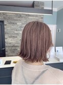 明るめピンクベージュ