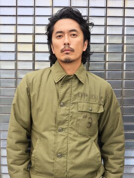 ハーバーズ バイ エムスラッシュ 鎌倉由比ヶ浜(Harbors by M.SLASH) 波打ちパーマ/サーフカール/フェザーパーマ/アップバング/鎌倉