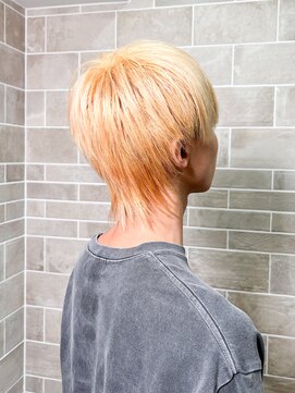 トリエラ 池袋(TRIELA) ブロンドショートウルフ