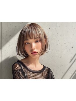 《渋谷駅徒歩1分》ご自宅のセットも簡単な扱いやすいレイヤーカット/ショートヘアが口コミ高評価の美容院
