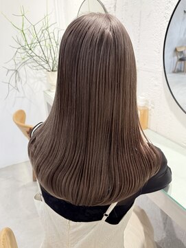 フォト 新宿(foto) ショートヘアレイヤーカットデザインカラーオリーブベージュ新宿