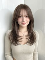 リラ(Lila)&nbsp;20代30代40代/小顔大人レイヤー