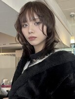 ニルバ(niLva)&nbsp;韓国風顔まわりレイヤー×艶カラーショコラブラウンカラー