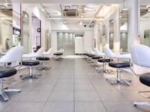 インデックスヘアー 錦糸町店(in'dex hair)の雰囲気（12面の広々な空間。心地よさ×楽しさを合わせたサロン［錦糸町］）