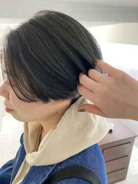 インビテーション(invitation) ＃インナーカラー＃ブルーオリーブ