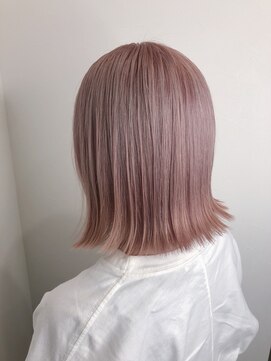 モーション 新宿(motion) ホワイトピンク