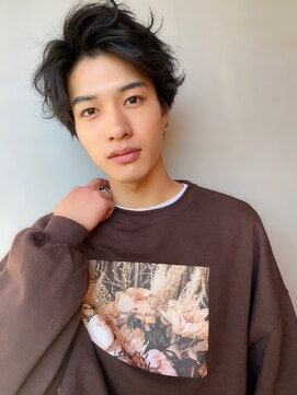 リンネテラス(Lin'ne terrace) 無造作な質感がかっこいいメンズアップバングパーマ