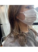 【ハイライト/ブリーチ】ミディアムロングのウルフレイヤー