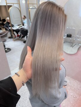 ロンド レア 天神大名店(Lond Le’a) ダブルカラー/インナーカラー/イヤリングカラー/ミルクティー