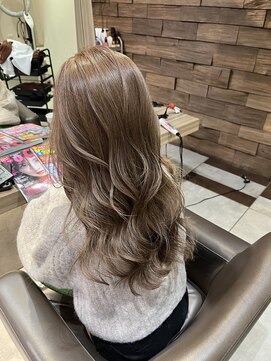 ヘアースタジオ エフ(Hair studio f) 茨木/ミルクティーベージュ/透明感カラー