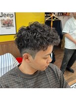 グナスティバイダムディー トウキョウ(GNASTY by DAMDEE TOKYO)&nbsp;ツイストパーマ中