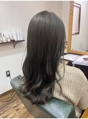 オリーブグレー