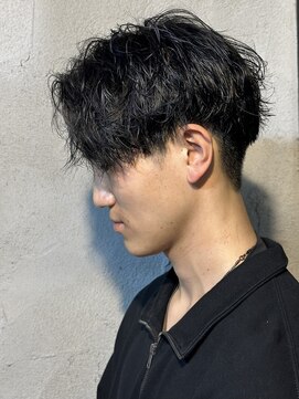 ニアウ 高崎店(Niau) センターパートツイストスパイラルパーマメンズパーマ群馬高崎