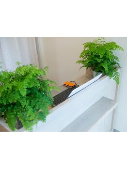 経験豊富な女性Stylistのみ在籍!!「女性ならではの悩みも安心して打ち明けられる」口コミ大好評♪