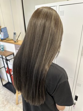 エルア(elua) つやつやなハイライトカラー!!