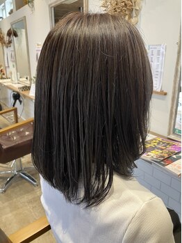 フラッシュ 春日井店の写真/年齢による髪の変化に対応◎丁寧なカウンセリングで、上品な似合わせスタイルへと導きます!