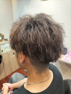 ツーブロック　ショート