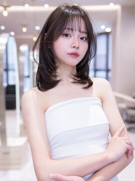 ハバナ 新宿(HAVANA) 大人ガーリーミディアムレイヤーカット×ダークアッシュ髪質改善