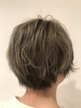 ネオリーブエム(Neolive em;) neolive em カーキグレイジュ☆