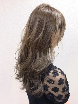 アリア バイ アルティナ(alia by artina) リバースロング×アッシュベージュ 【alia橋本】