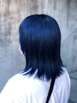 フルール たまプラーザ(Fleur) ネイビーブルー×切りっぱなしボブ☆澤本大樹