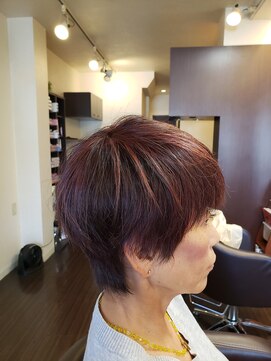 ヘアメイク ビス(Hair Make Bis.) ショートスタイル