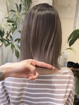 サイン 表参道(SIGN) バレイヤージュハイライトカラーインナーカラーレイヤーカット