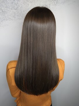 ルフェール ビューティーアンドスパ(REFAIRE beauty&spa) 透明感グレージュカラー