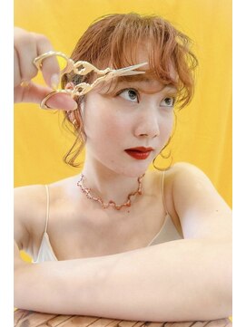 イーズ 鎌倉(e's) 《e'sイーズ鎌倉》夏色オレンジカラーが可愛い/癖毛風前髪パーマ