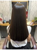 縮毛矯正続けても輝くロングストレート