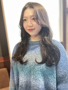 アイズウェスト(I's WEST) 韓国風レイヤーカット