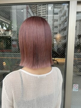 アドア 横浜(ADORE) 【ADORE 横浜】アッシュピンクベージュ×切りっぱなしボブ